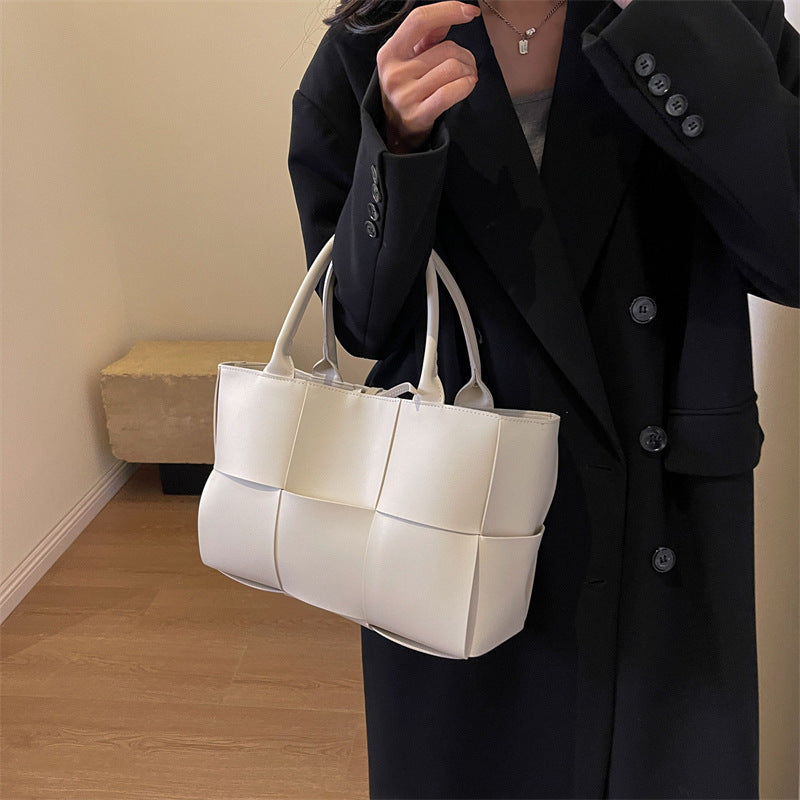 Large-capacity plaid women's handbag