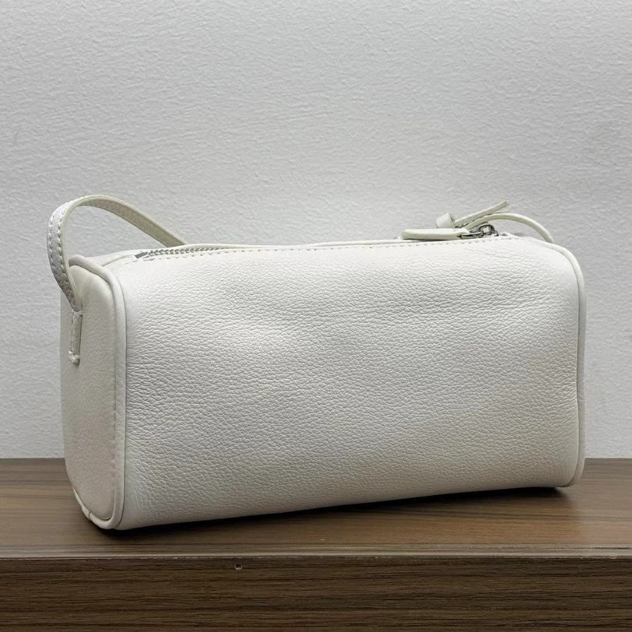 Simple genuine leather pen holder case