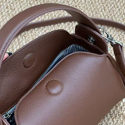 Small handbag of cigarette box type