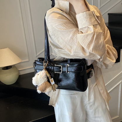 2025New Fashion Simple Versatile Shoulder Bag Large Capacity High - end Handbag Commuting Trendy Crossbody Bag - zoraflux