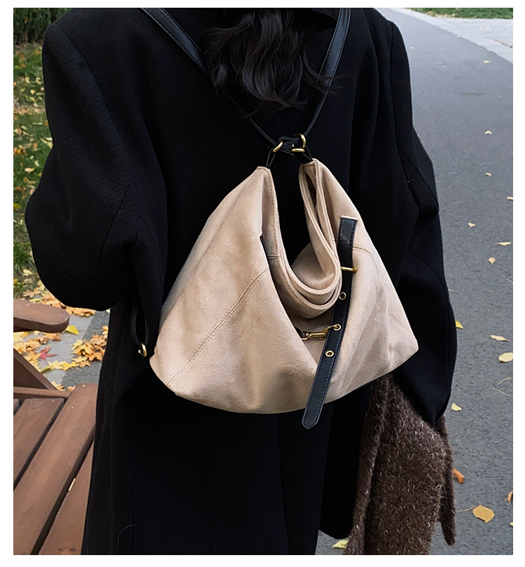 Casual tote bag made of abrasive leather