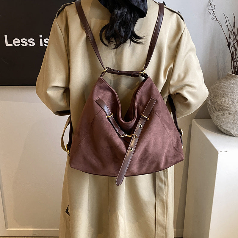 Casual tote bag made of abrasive leather