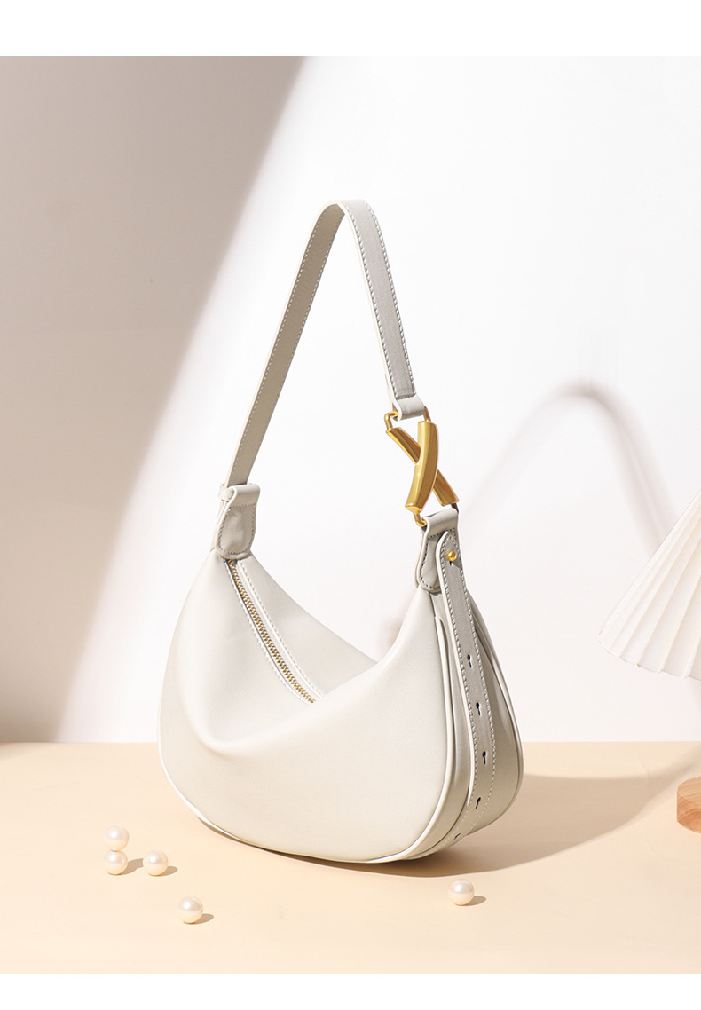 Niche armpit moon shaped bag