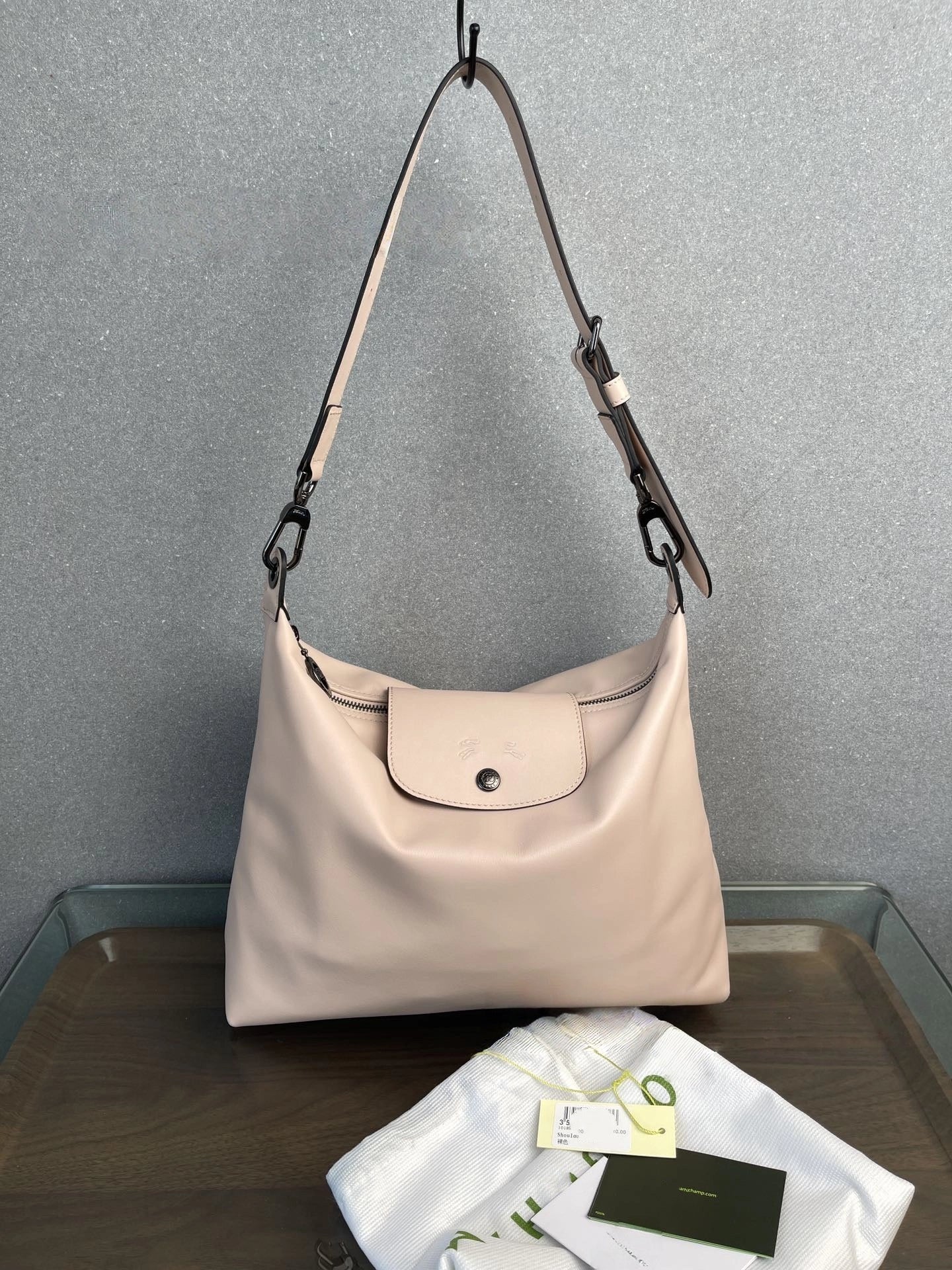Underarm fashionable and versatile single-shoulder bag
