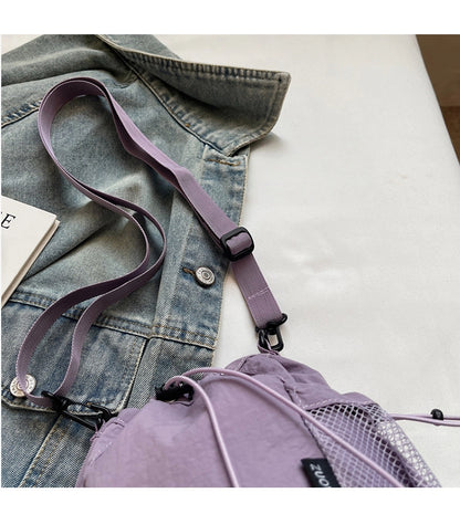 Lightweight and casual crossbody bag drawstring opening