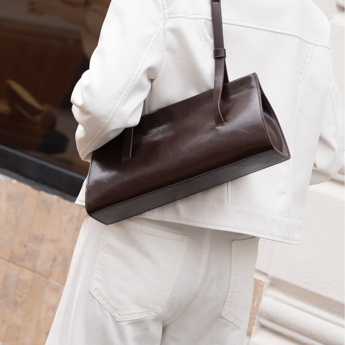 Simple French leather women's shoulder bag
