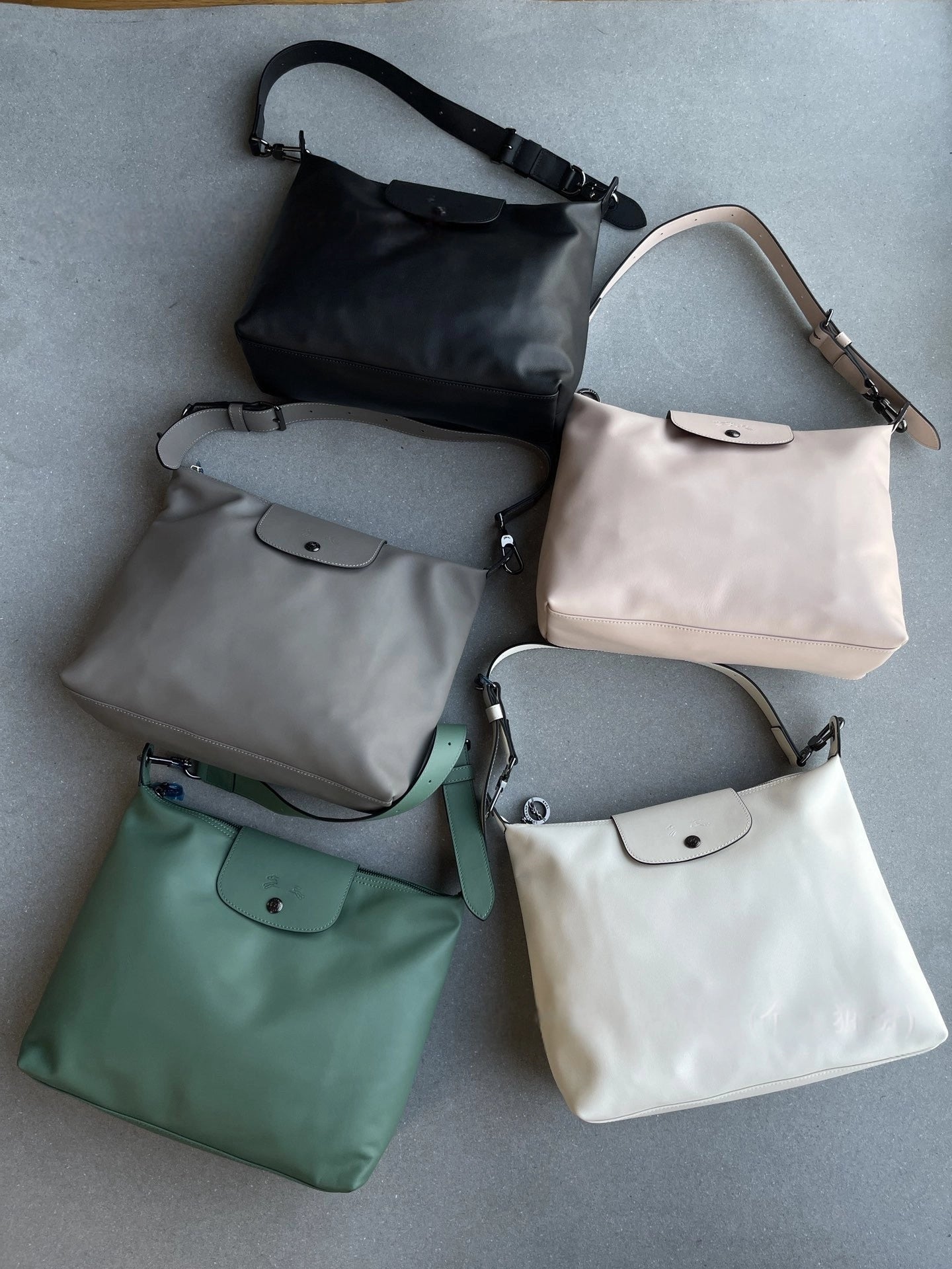 Underarm fashionable and versatile single-shoulder bag