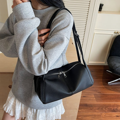 Retro underarm shoulder pillow bag