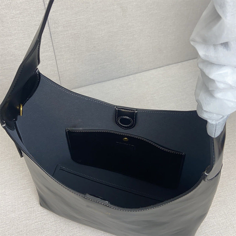 Retro single-shoulder wandering tote bag