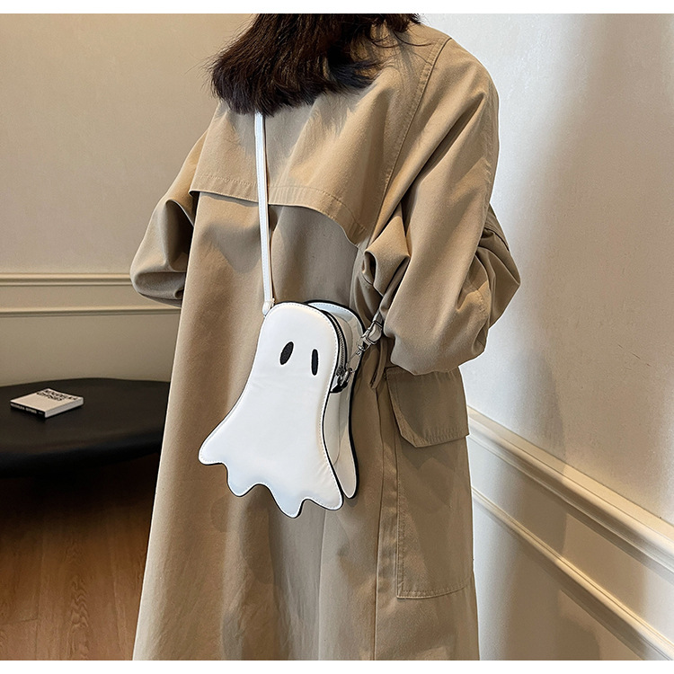 Niche design ghost crossbody bag