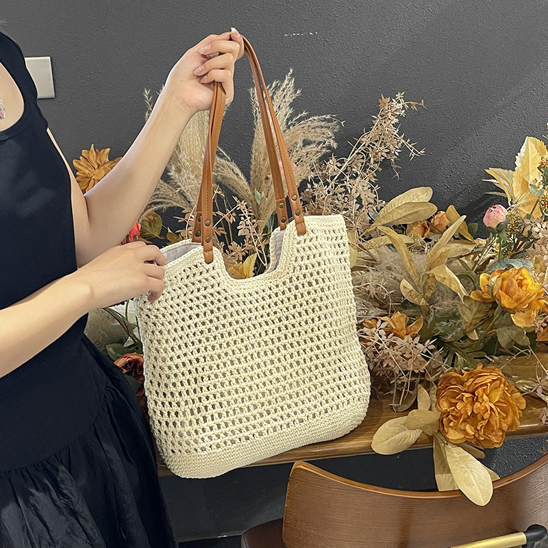 Casual cut-out woven vacation tote bag