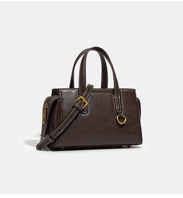 A retro versatile crossbody bag made of vegetable - tanned cowhide - zoraflux