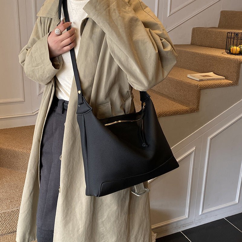 A simple and niche design tote bag for ladies - zoraflux