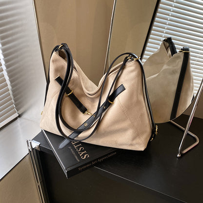 Casual tote bag made of abrasive leather