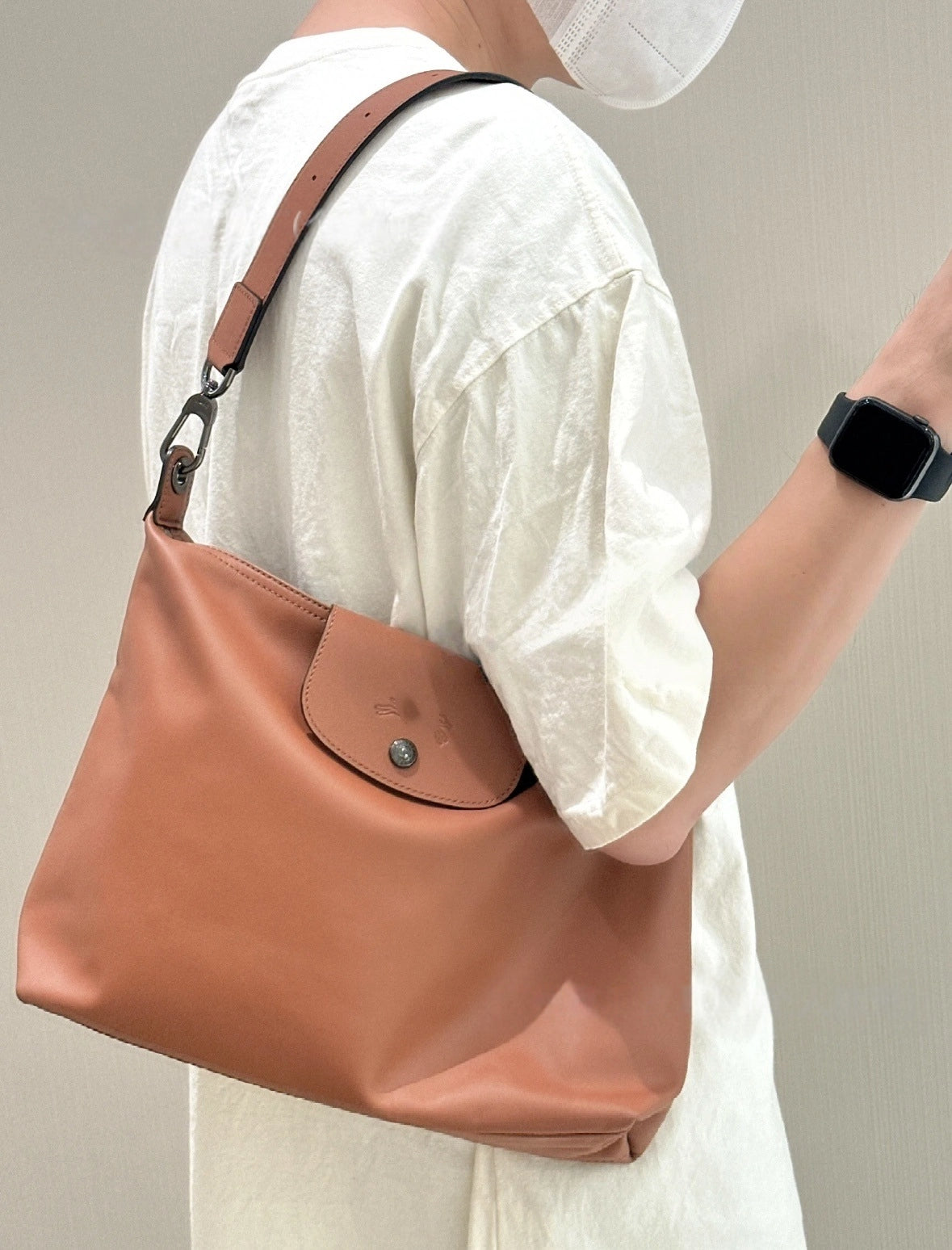 Underarm fashionable and versatile single-shoulder bag