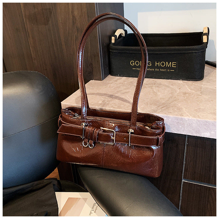2025New Fashion Simple Versatile Shoulder Bag Large Capacity High-end Handbag Commuting Trendy Crossbody Bag - zoraflux