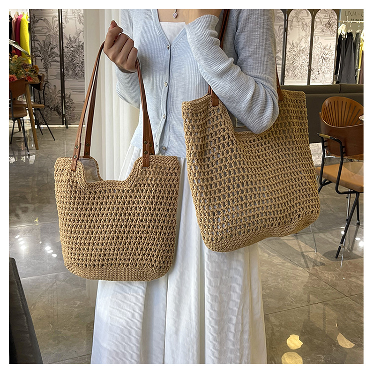 Casual cut-out woven vacation tote bag