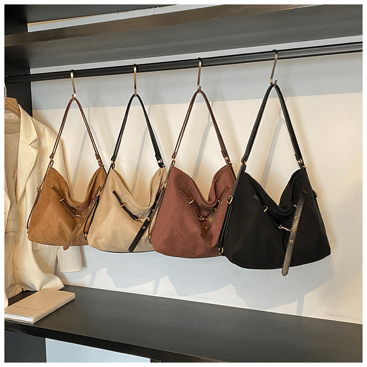 Casual tote bag made of abrasive leather - zoraflux