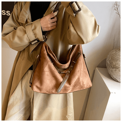 Casual tote bag made of abrasive leather - zoraflux
