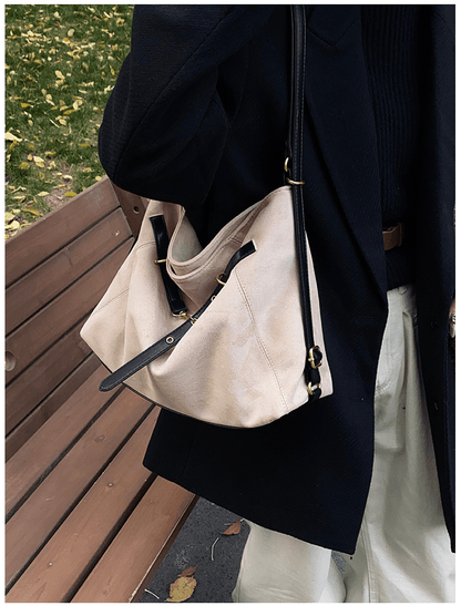 Casual tote bag made of abrasive leather - zoraflux