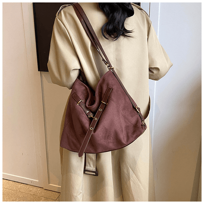 Casual tote bag made of abrasive leather - zoraflux