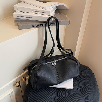 Retro underarm shoulder pillow bag