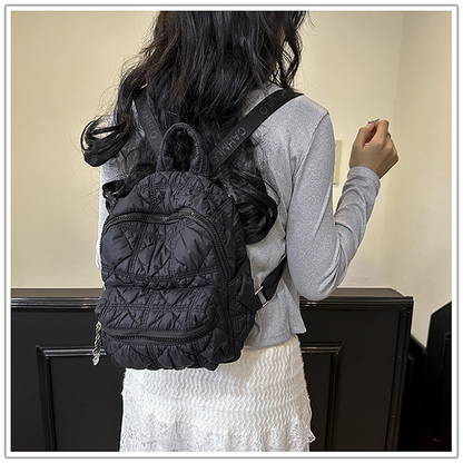 Casual pleated cloud-shaped backpack