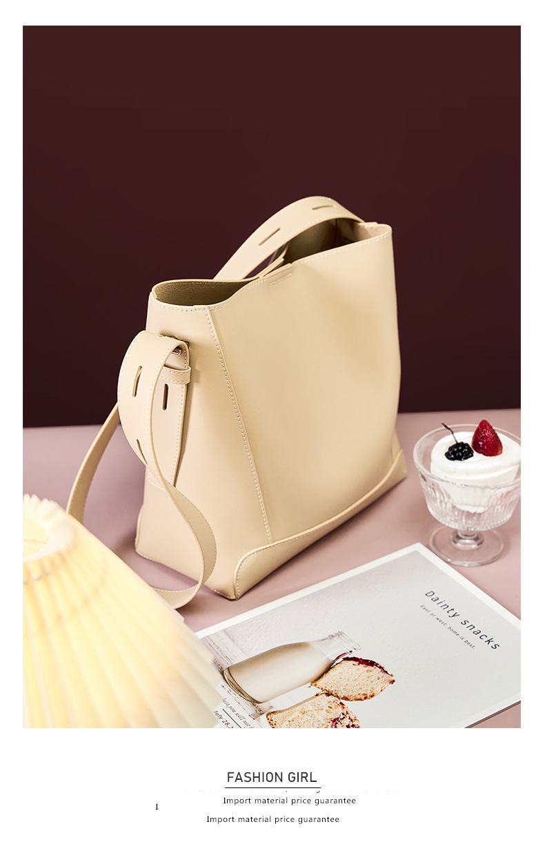Versatile large capacity women bucket bag