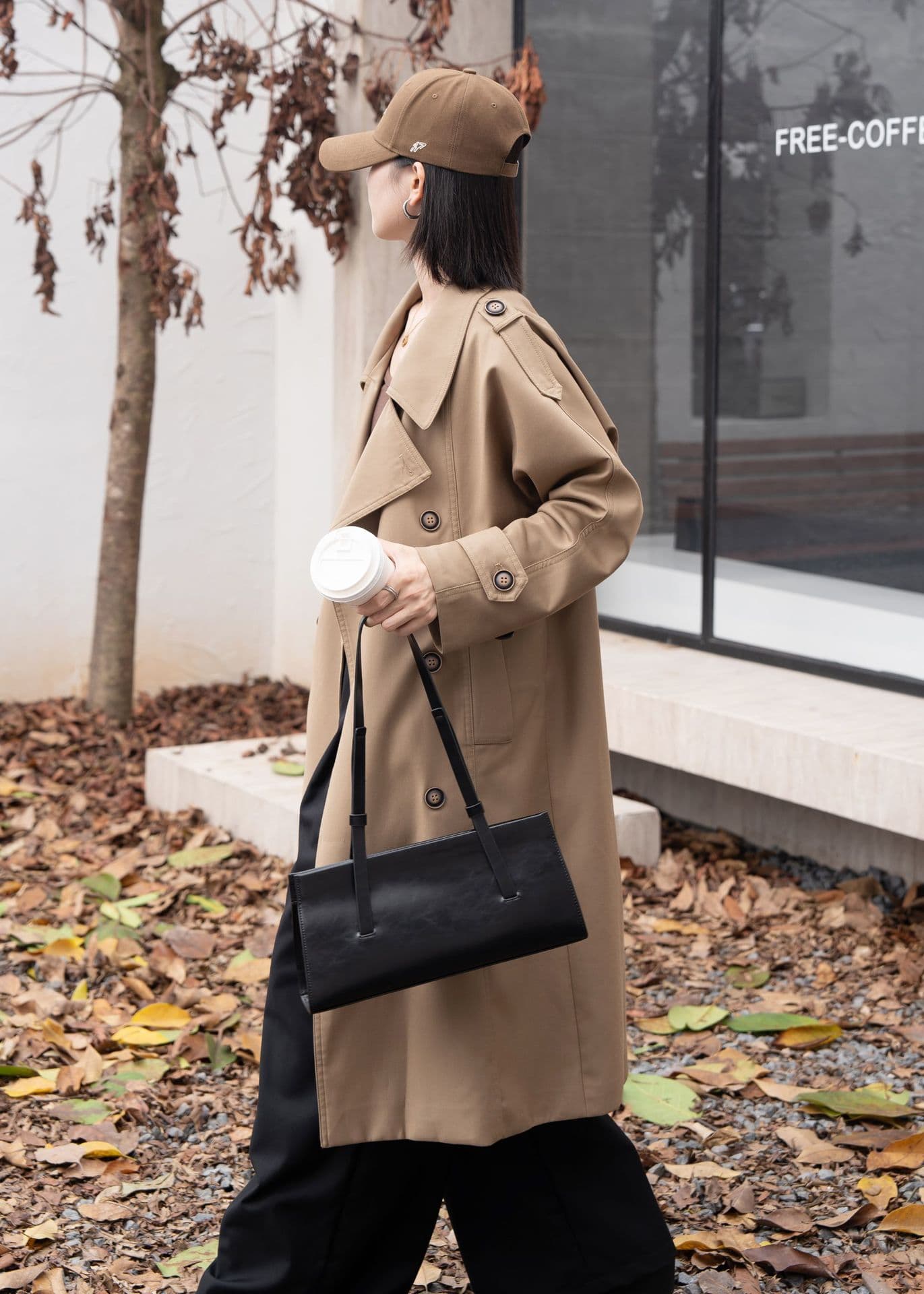 Simple French leather women's shoulder bag