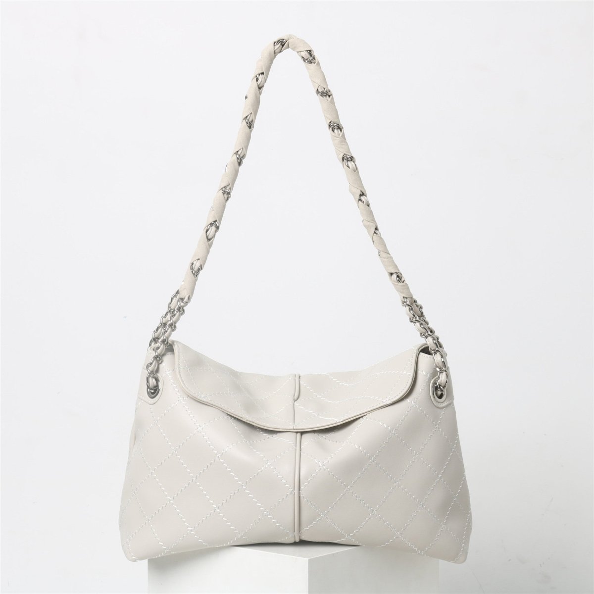 Genuine leather diamond chain tote bag - zoraflux