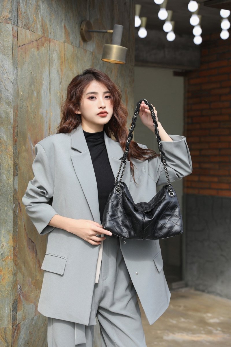 Genuine leather diamond chain tote bag - zoraflux