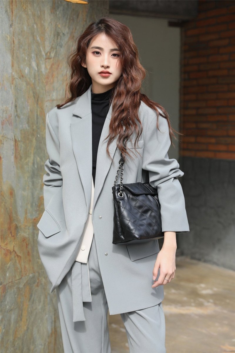 Genuine leather diamond chain tote bag - zoraflux