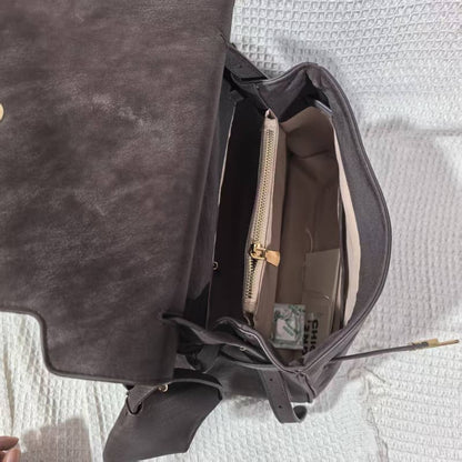 Kelly commutes tote bags daily - zoraflux