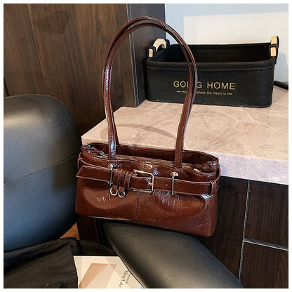 Large - capacity commuter trendy handbag - zoraflux