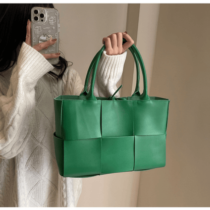 Large - capacity plaid women's handbag - zoraflux