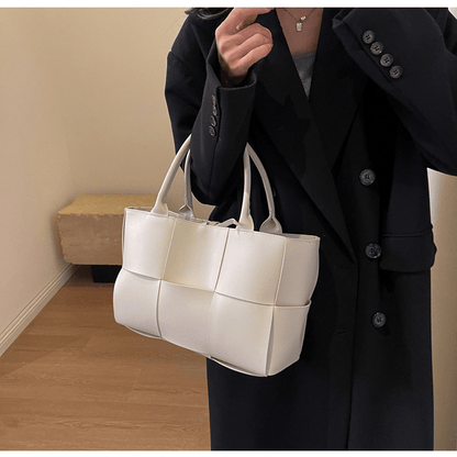 Large - capacity plaid women's handbag - zoraflux