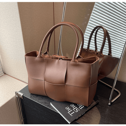 Large - capacity plaid women's handbag - zoraflux