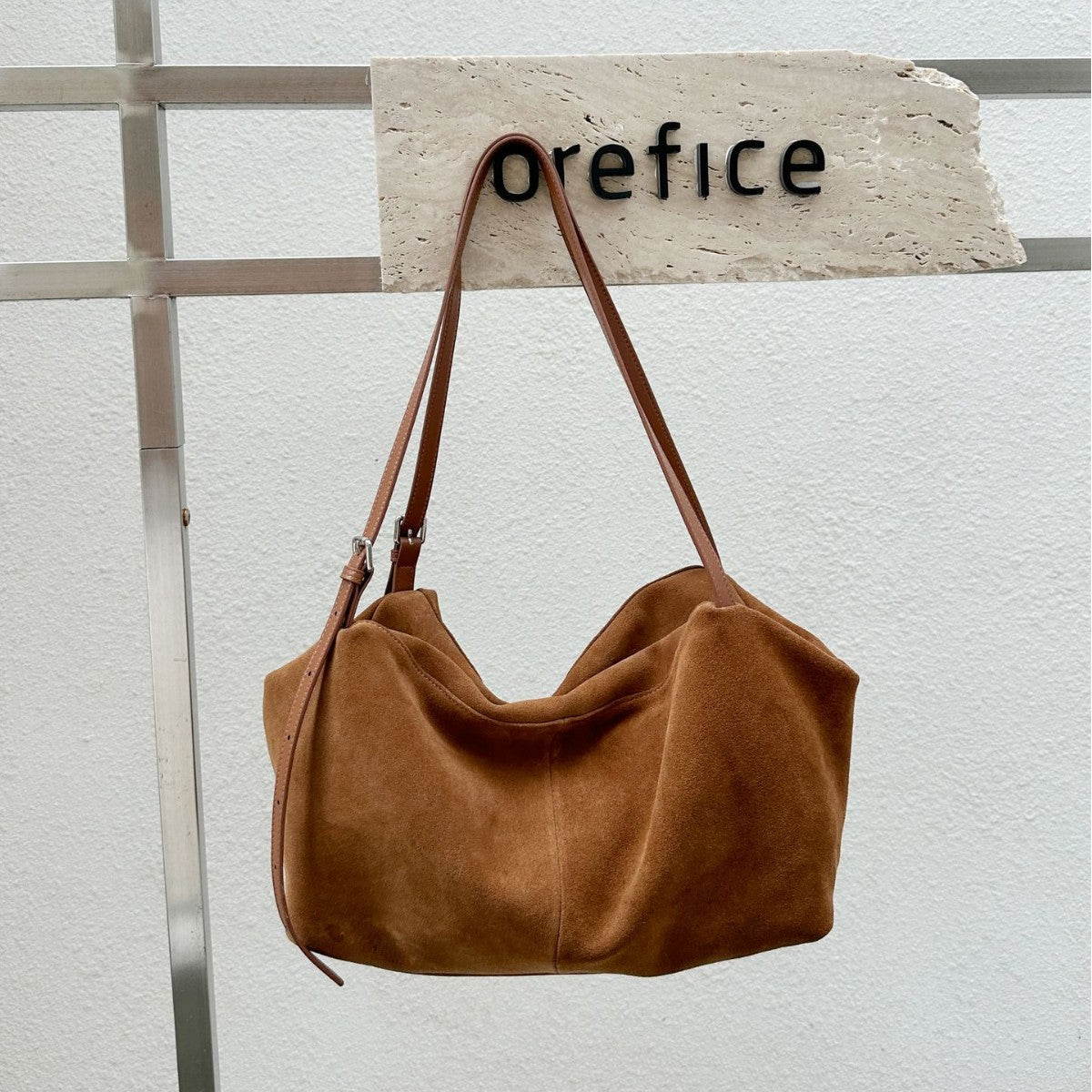 Large shoulder bag for commuting to work - zoraflux