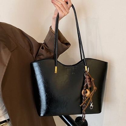 Leather tassel pendant commuter shoulder tote bag - zoraflux