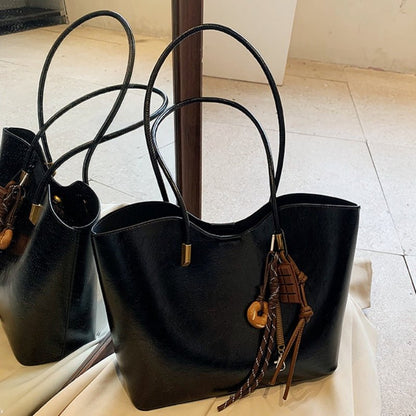 Leather tassel pendant commuter shoulder tote bag - zoraflux