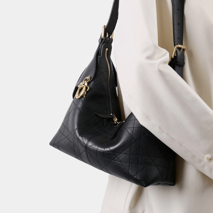 Pleated cowhide wicker pattern handbag - zoraflux