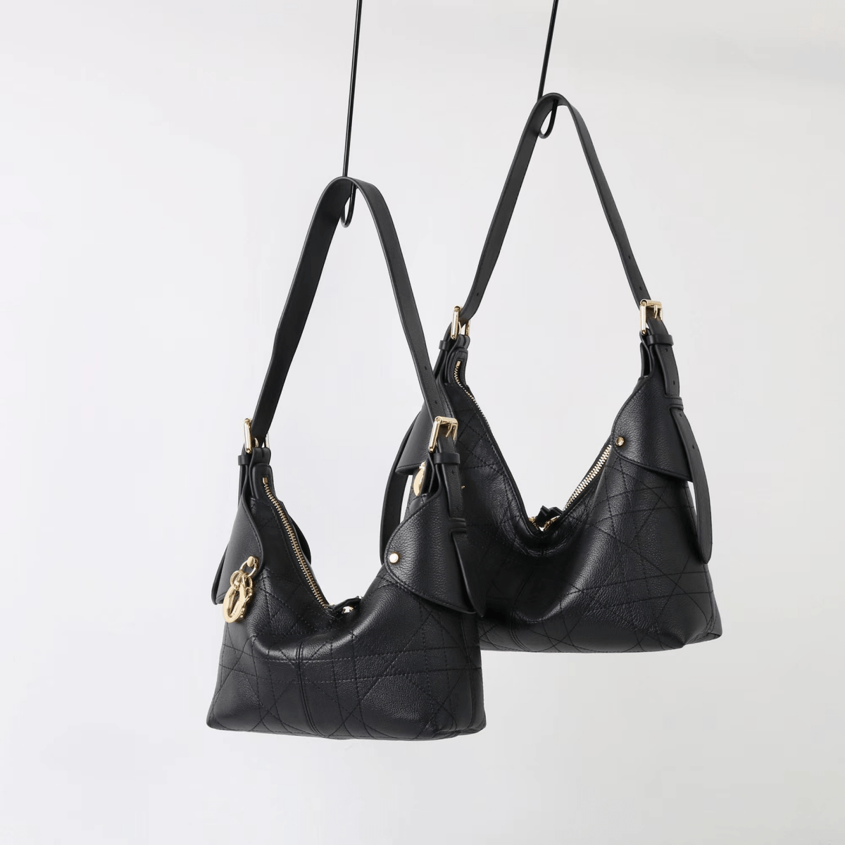 Pleated cowhide wicker pattern handbag - zoraflux