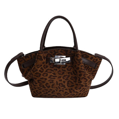 Retro and cute pendant commuter handbag - zoraflux