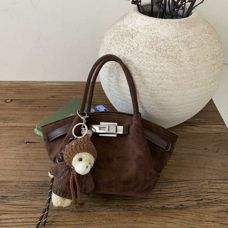 Retro and cute pendant commuter handbag - zoraflux