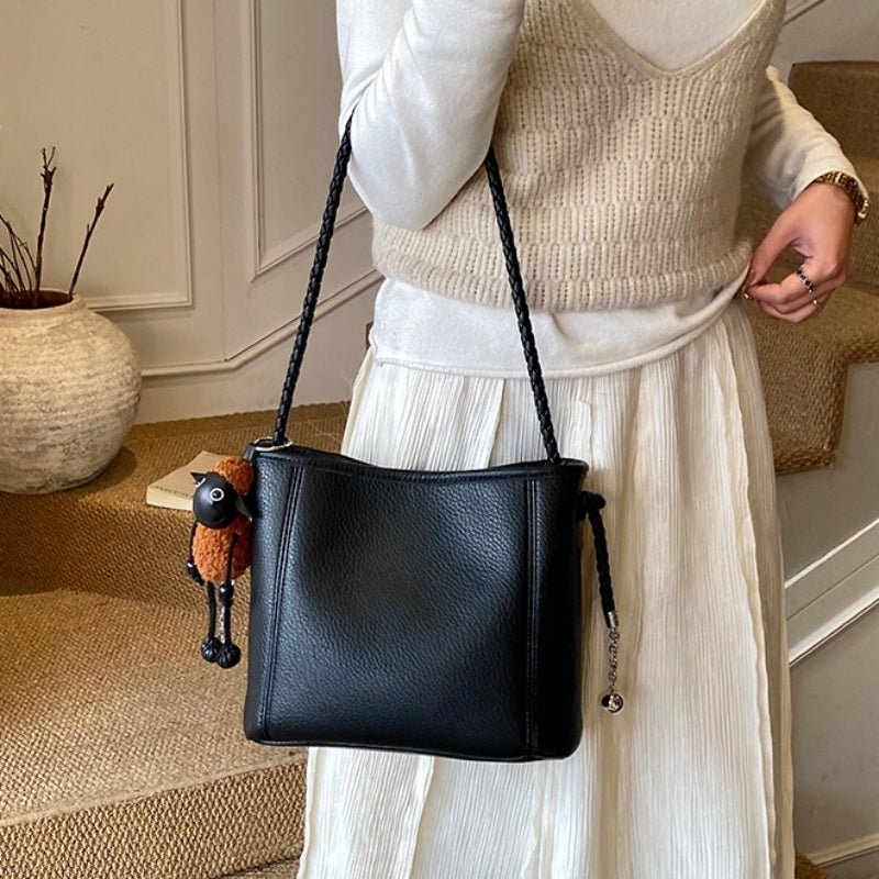 Simple gift cute lamb pendant handbag - zoraflux