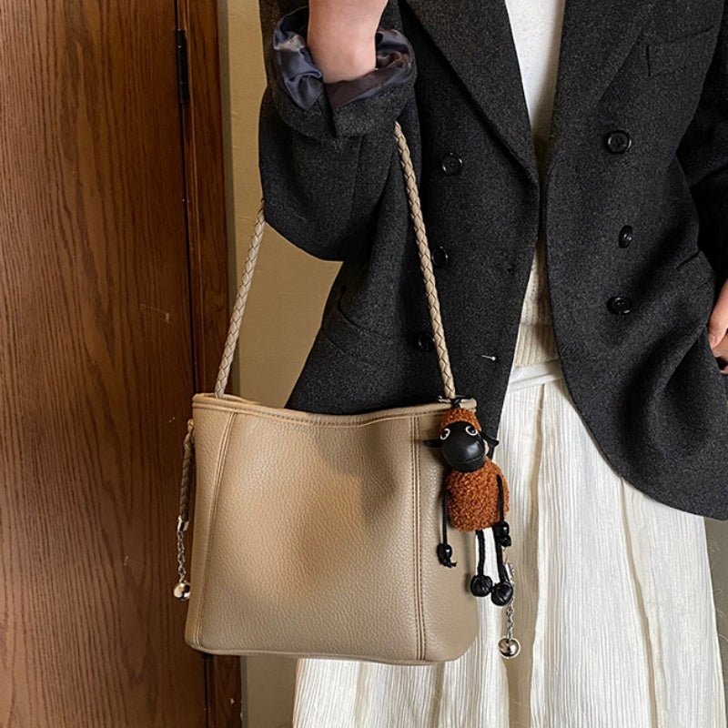 Simple gift cute lamb pendant handbag - zoraflux