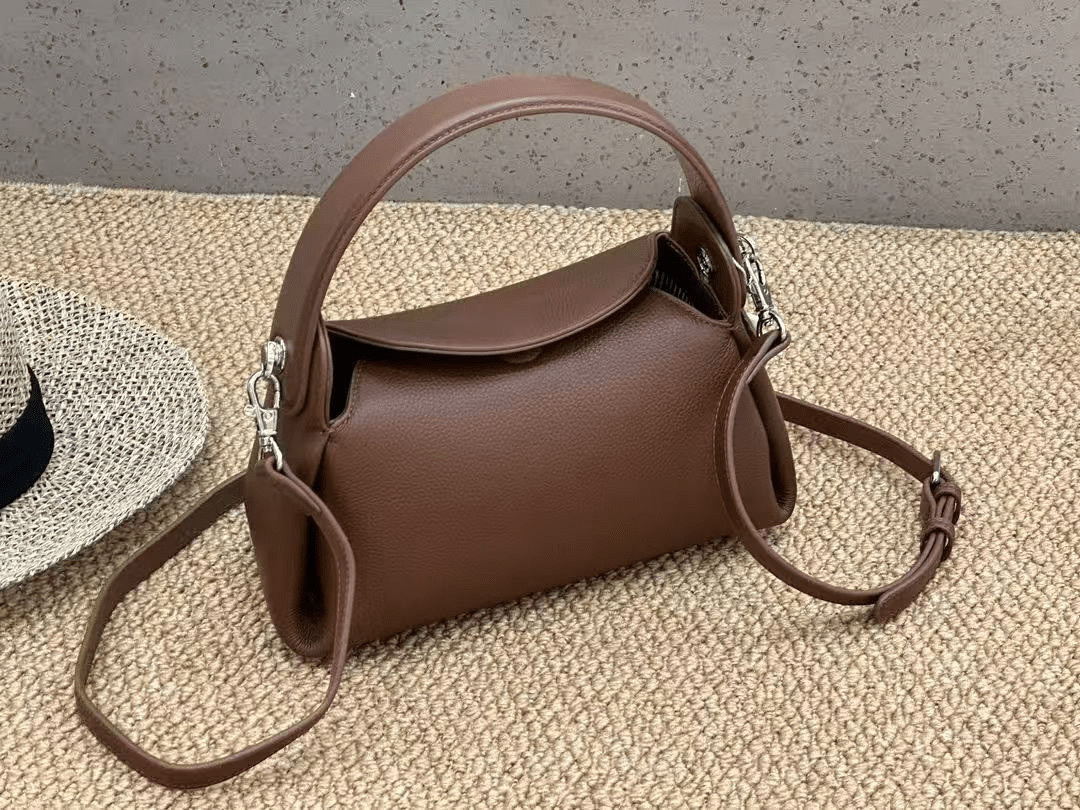 Small handbag of cigarette box type - zoraflux