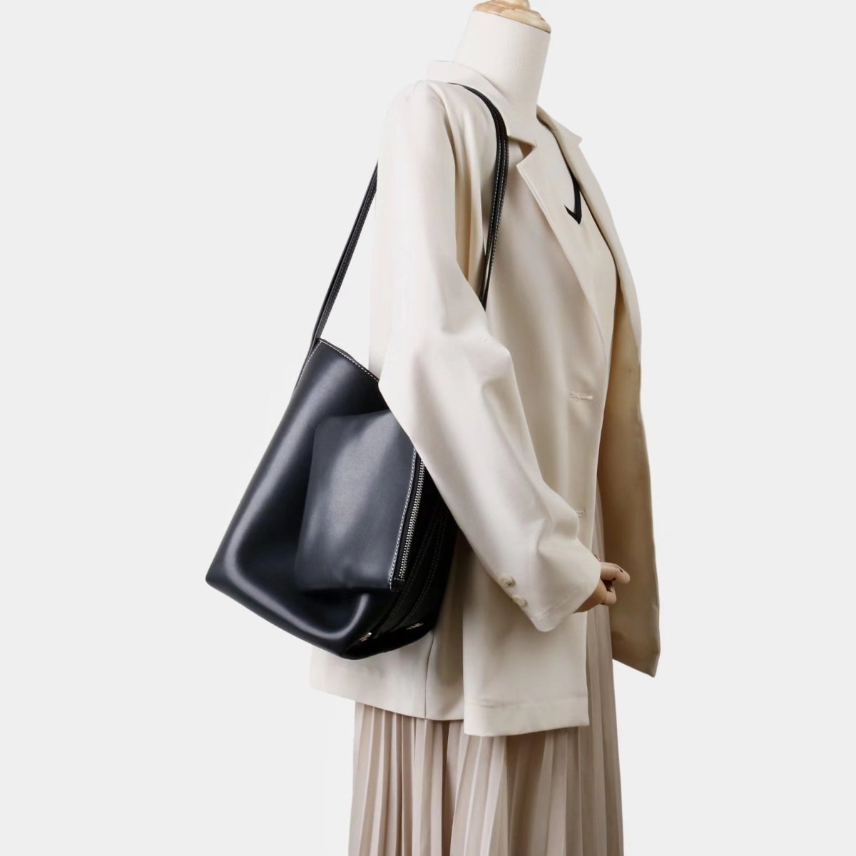 Soft cowhide versatile Tote bucket bag - zoraflux