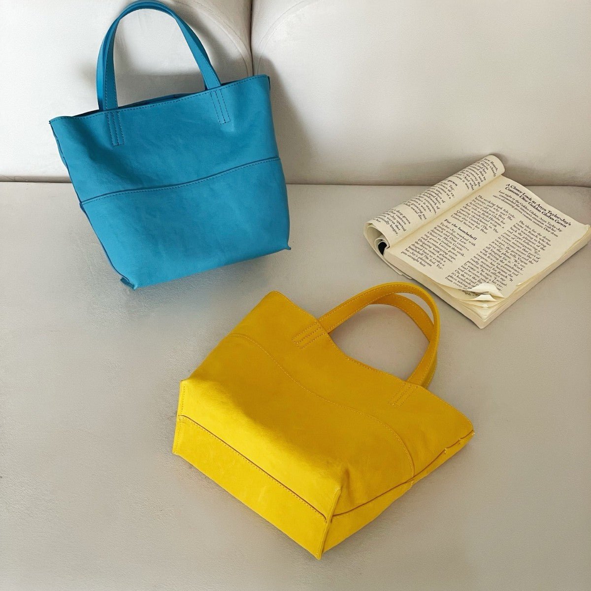 Soft leather crossbody bucket bag - zoraflux