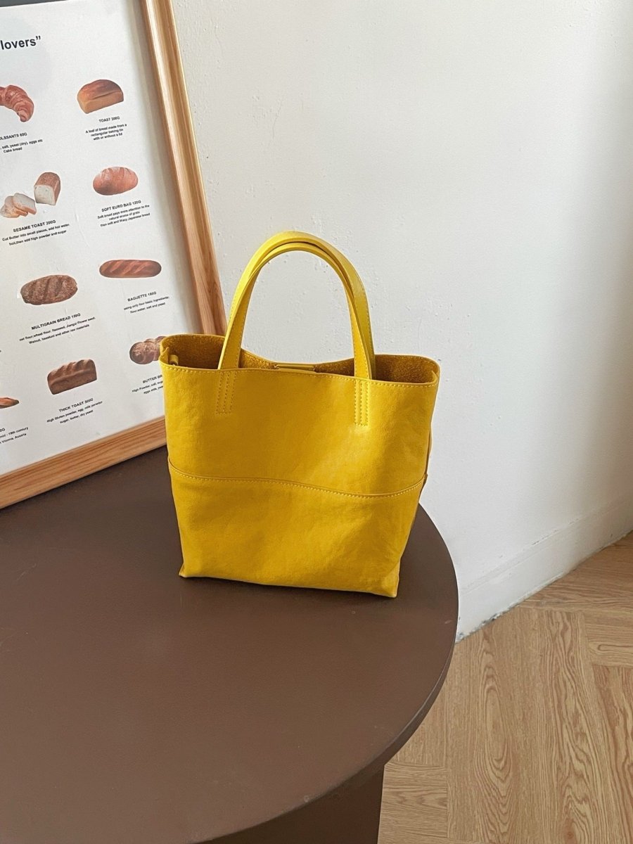 Soft leather crossbody bucket bag - zoraflux